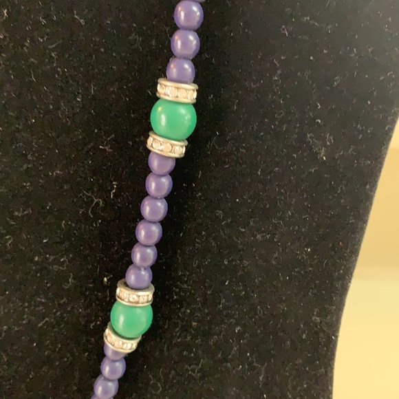 Lia Sophia necklace with rhinestones - Picture 3 of 8